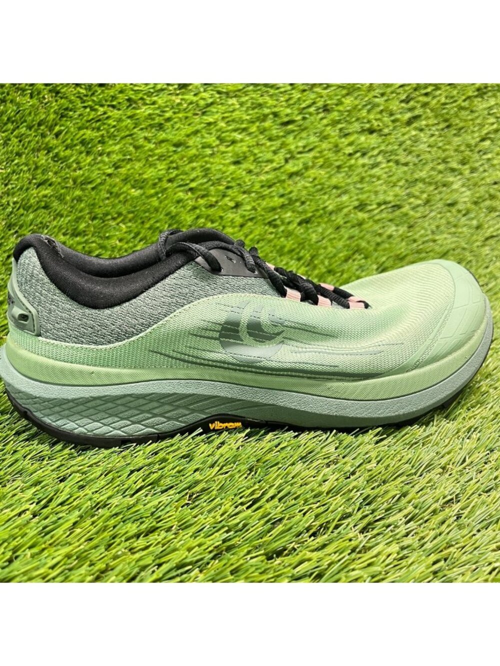 Topo Pursuit Womens Size 7 Green Black Athletic Trail Running Shoes Sneakers